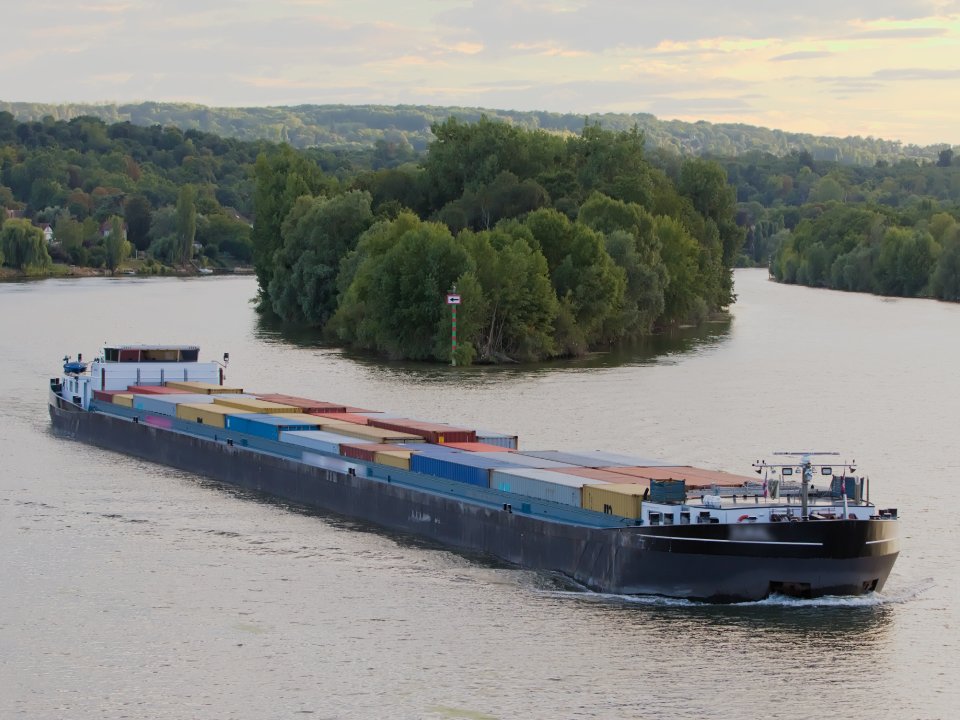 Transport fluvial