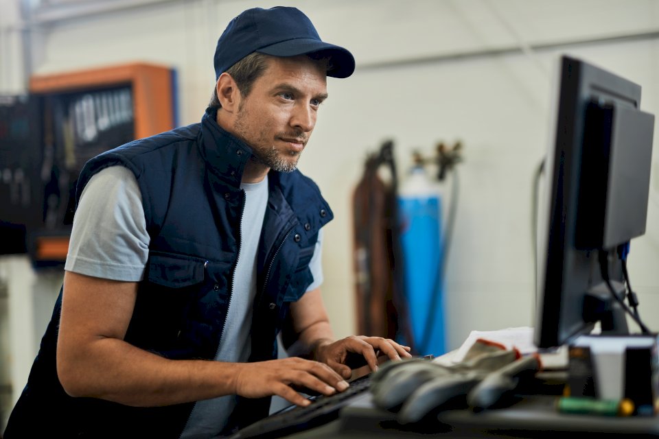Employé libre service
